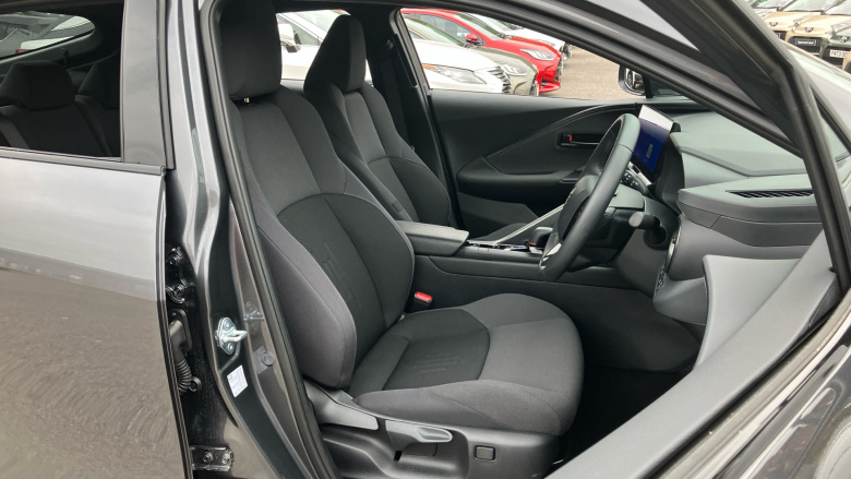 Toyota C-HR 1.8 Hybrid Design 5dr CVT Hybrid Hatchback